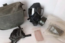 M40 GAS MASK W/ NBC CHEMICAL HOOD, ACCESSORIES & CARRY BAG SIZE M/L