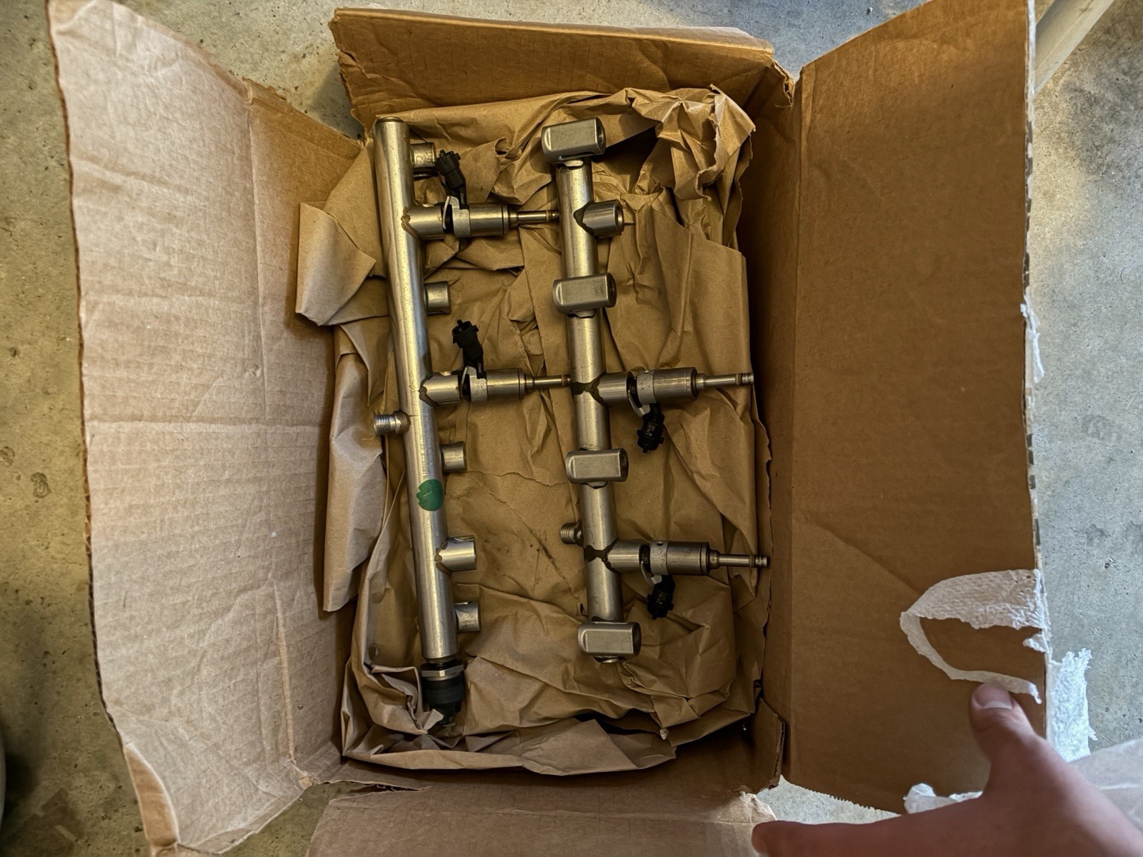 Maserati (Levante Ghibli Quattroporte) 3.0L V6 Fuel Injector Rail Set