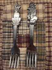 VINTAGE DONNY DISNEY FORKS - DONALD DUCK AND PLUTO