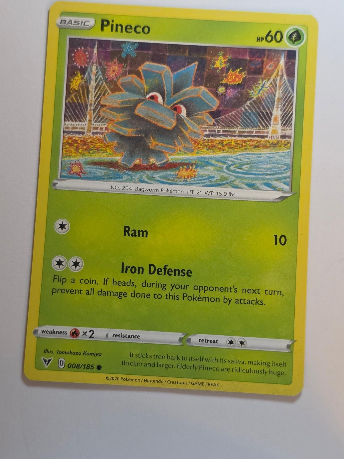PINECO 008/185 COMMON VIVID VOLTAGE LP POKEMON