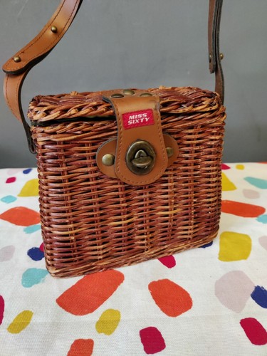 VTG Y2K Miss Sixty Small Wicker Basket Handbag Top Handle Logo 14cm - Picture 11 of 18