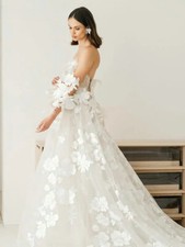 Illusion Long Sleeve A-Line Wedding Dresses Sweetheart Appliques Lace BridalGown