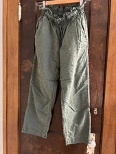 The Great. The Gunny Sack Trouser in Army Green Flowers Size 1