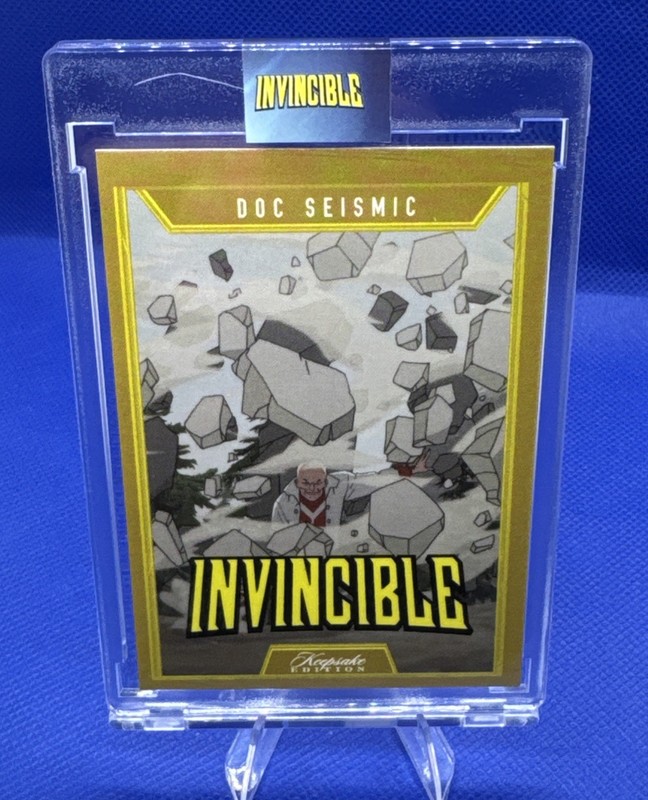 EXTREMELY RARE Hand Numbered /10 Gold Doc Seismic Card Invincible Keepsake Ed