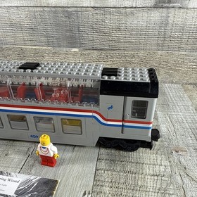 LEGO Train Railroad Club Car (10002) with One Figure Excellent condition No Manu