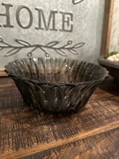 Vintage Libbey Smoky  Glass Diamond Scroll Serving Bowl MCM 2qt/64oz.