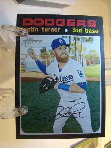 2020 Topps Heritage Baseball Card #30 Justin Turner (522)