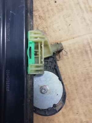 BMW 4 Series 2017 F33 OSF Driver Side Front Window Regulator  