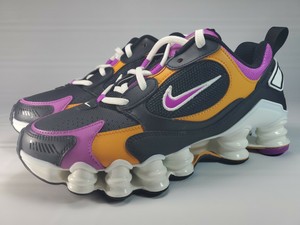 womens nike shox size 7