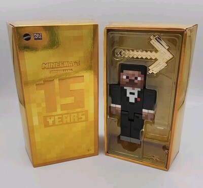 NEW IN BOX 15th Anniversary Minecraft 5.5  Tuxedo Steve Diamond Figure