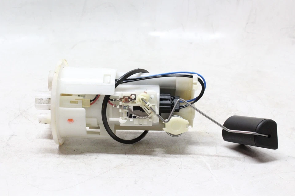 04-09 YAMAHA FZ6 OEM ТОПЛИВНЫЙ НАСОС БЕНЗИНОВЫЙ БЛОК ОТПРАВИТЕЛЯ - Изображение 2 из 4