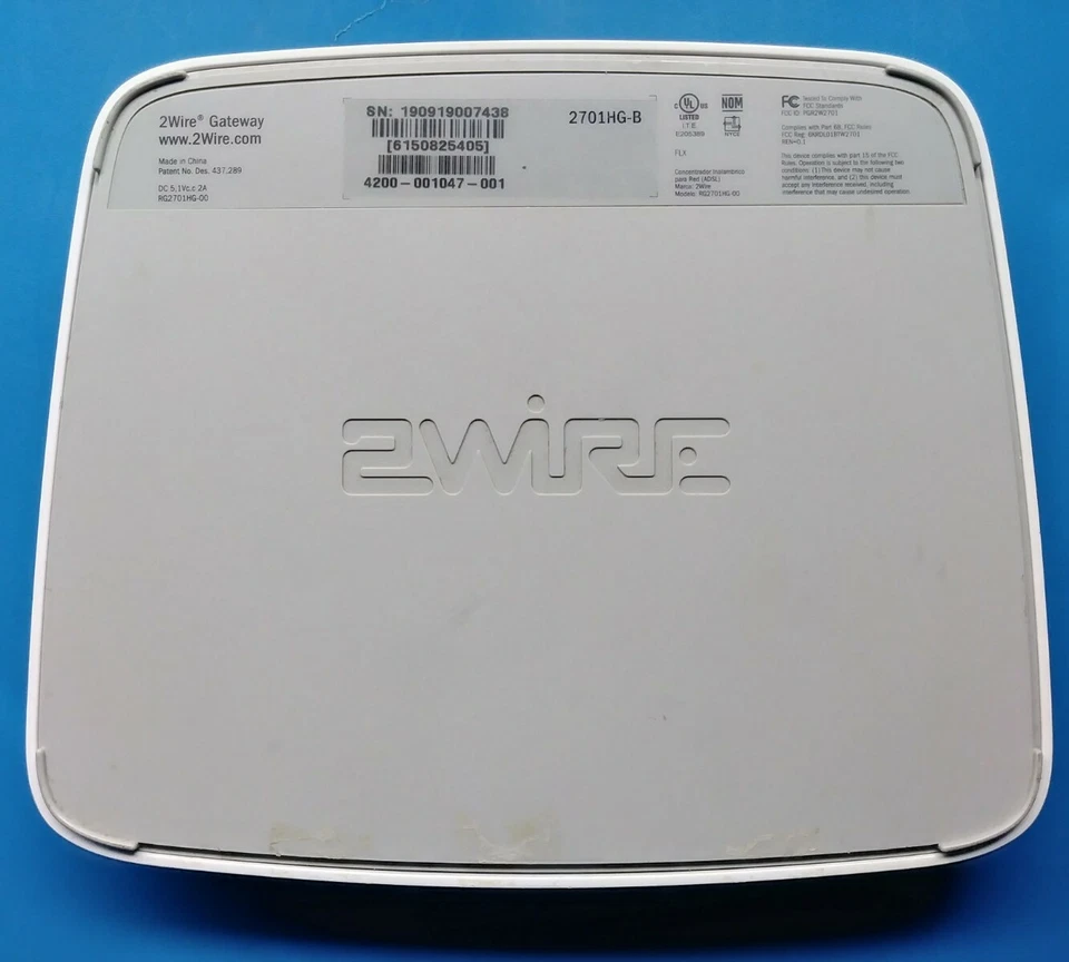 2Wire 2701HG-B 54 Mbps 4-Port 10/100 Wireless G Router w/ Netgear N300 WNR2000v3 - Image 4 of 4