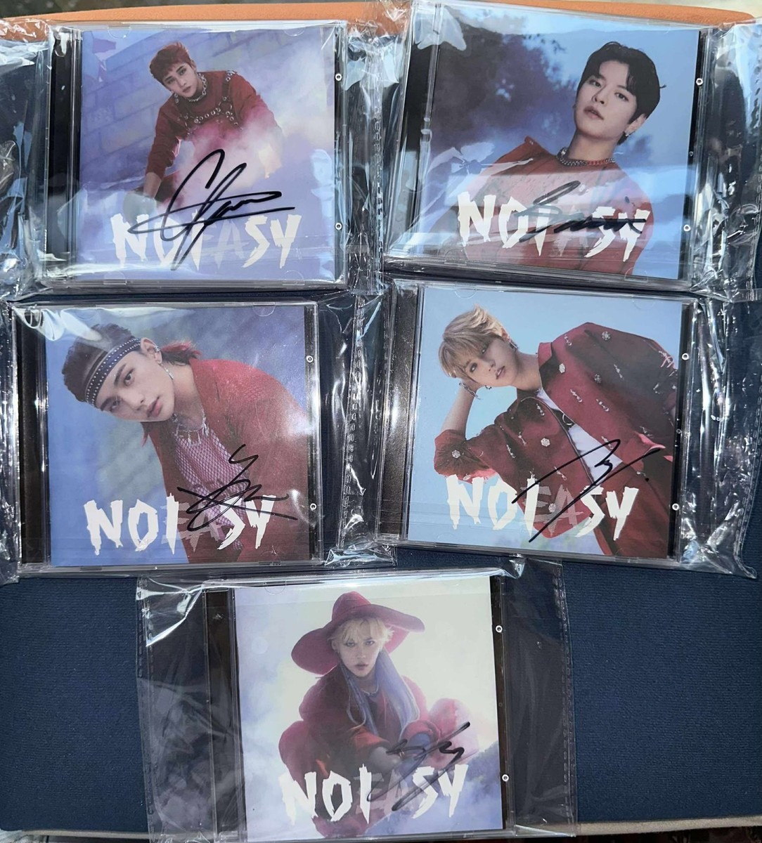 Stray Kids リノ ヒョンジン ピリクス　I AM NOT サイン Stray Kids 1st Mini Album [I Am Not] Limited Edition Member Poster