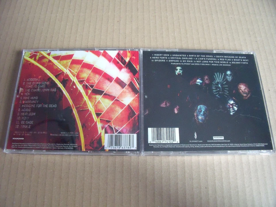 2 x Slipknot - The End, So Far + We Are Not Your Kind - Bild 3 von 3