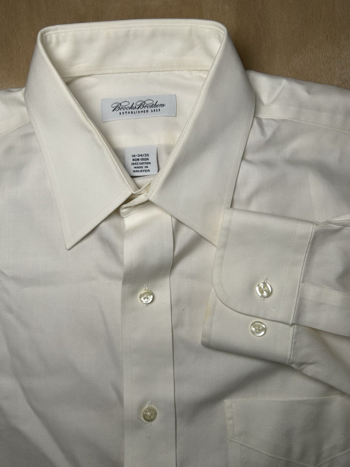 Brooks Brothers Brooksease White Size 16 34/35 Button Down Dress Shirt Non Iron