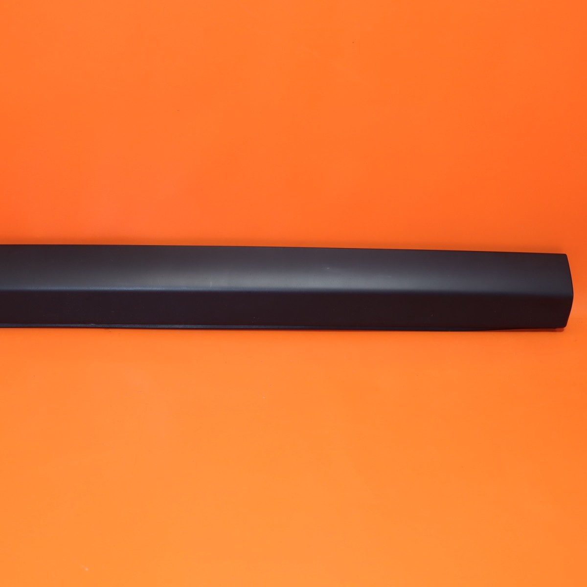 ROLLS ROYCE CULLINAN DOOR MOLDING LEFT FRONT 2021 2022 2023 51137448585