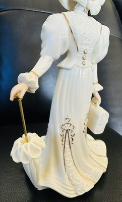 Lenox Hand crafted Fine Porcelain Figurine of Grand Voyage 24K gold 1995 9'' B4