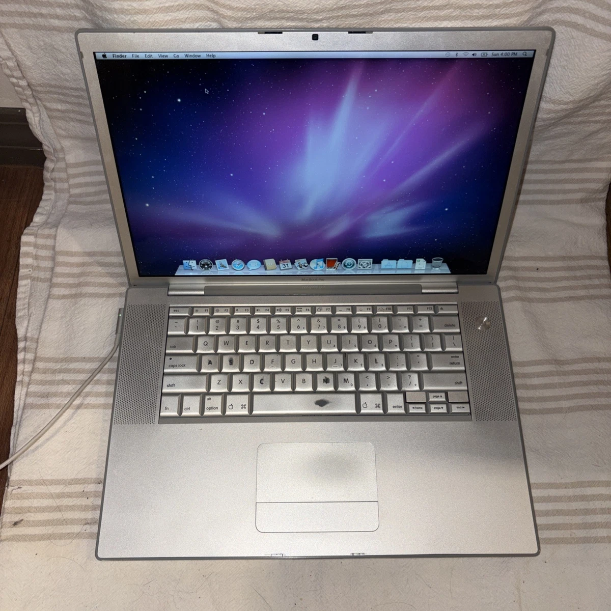 2006 Apple MacBook Intel Core 2 Duo Laptops for sale | eBay