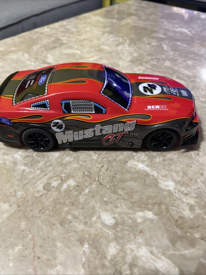 NKOK 49 MHZ Urban Ridez Ford Mustang GT Racing 1:24 5.0 R/C  Car No remote - Image 3 of 4