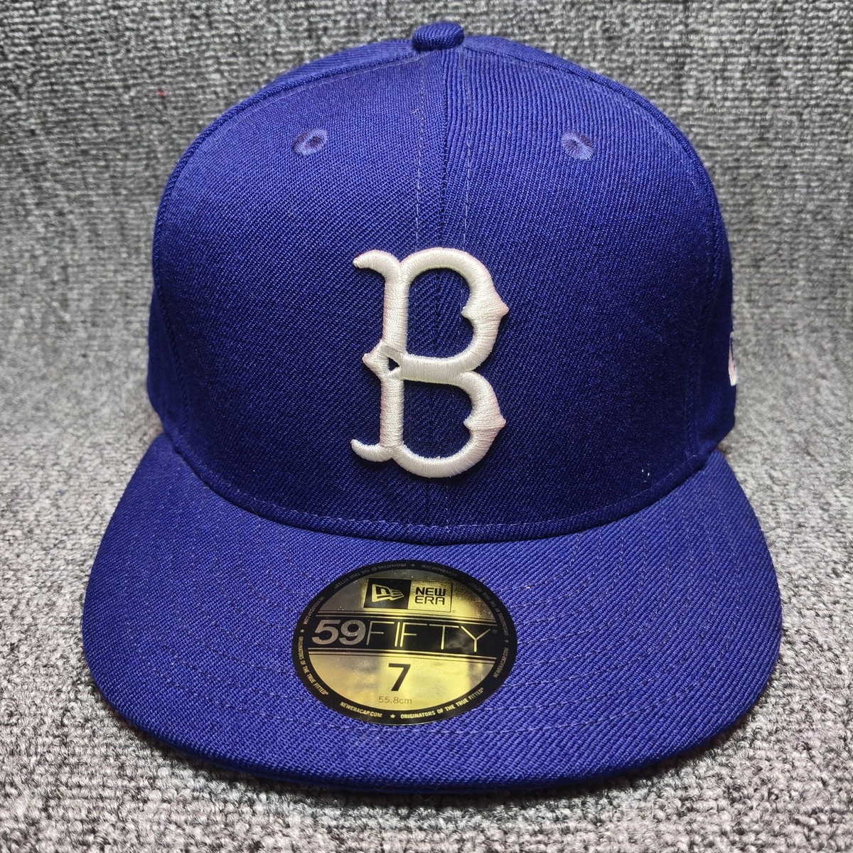 New Era 59FIFTY Brooklyn Dodgers Old Logo Fitted Hat Size 7 Blue MLB
