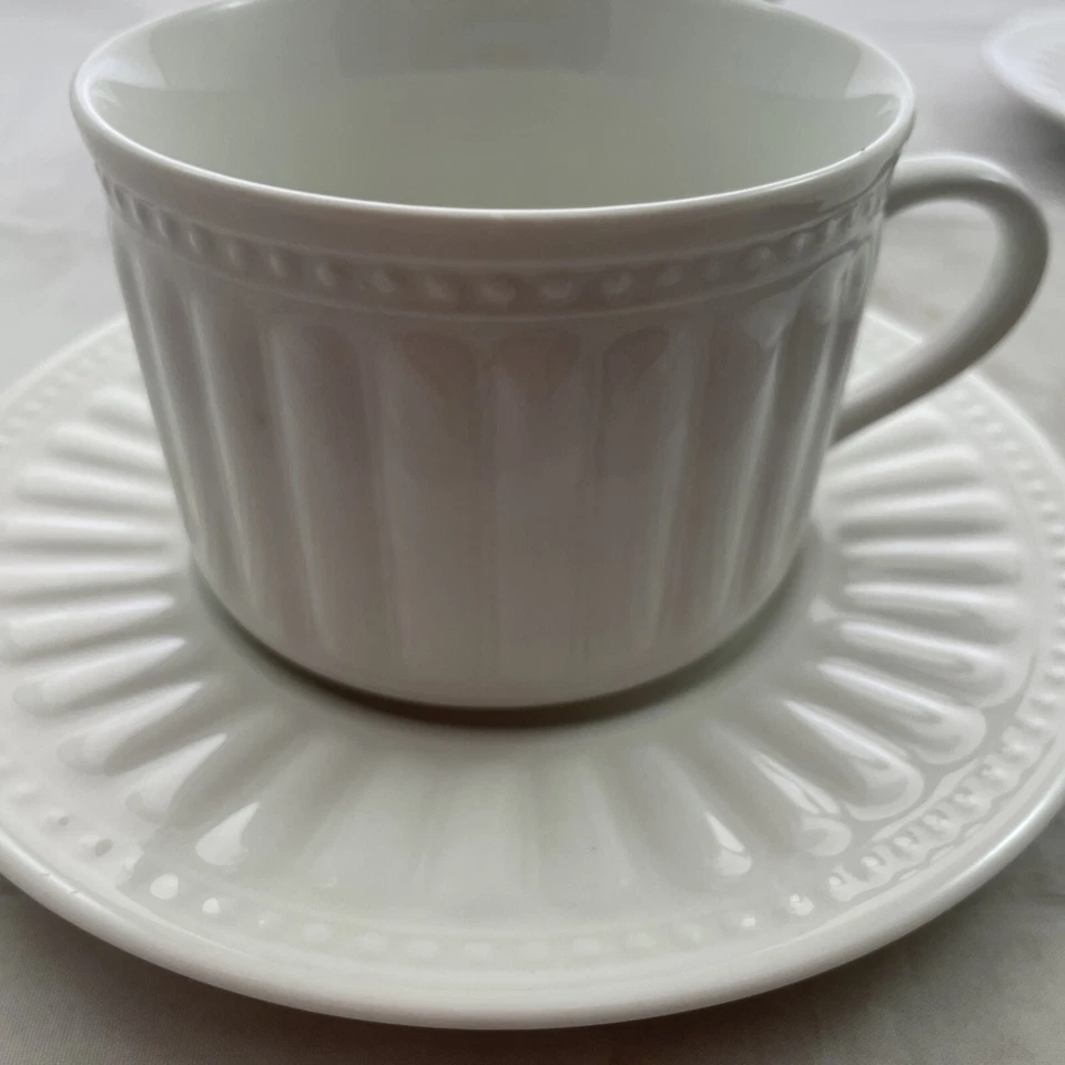 Juego de 2 tazas y platillos Oneida Ariel Foto 2 de 4