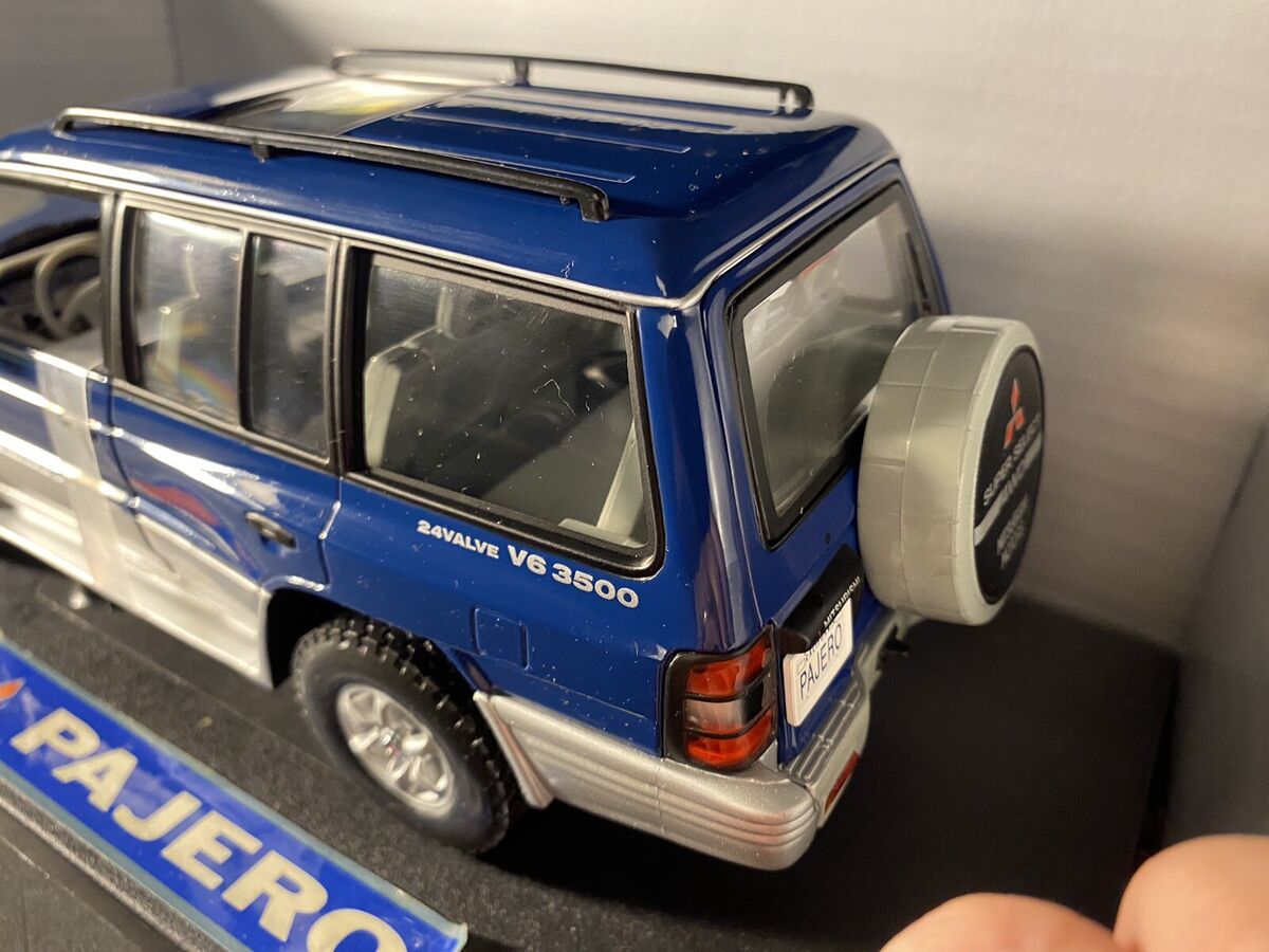 優先配送 Mitsubishi Sunstar Pajero eBay | Diecast 1/18 - Blue - 乗用車