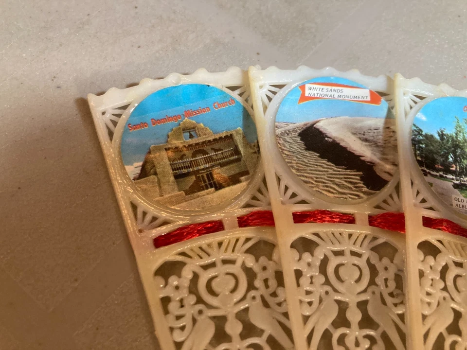 Ventilador de mano de plástico plegable vintage marfil años 60 Nuevo México tierra de encanto de colección Foto 3 de 4