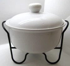 White Elements 1.5 Qt. Covered Baking Dish with Warming Rack.