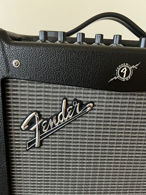 Fender Mustang I 20 watt Guitar Amplifier - Black -missing cord | eBay