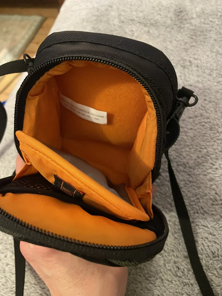 Lowepro Compact Camera Case With Built In Waterproof Cover And Strap - Image 4 of 4