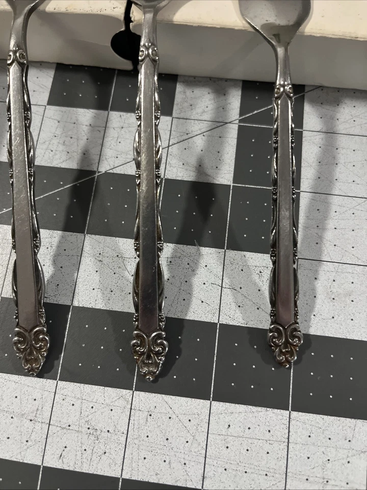 Ecko Eterna Mary Ellen (2) Dinner (1) Salad Fork (1) Oval Soup Spoon Stainless - Image 3 of 4