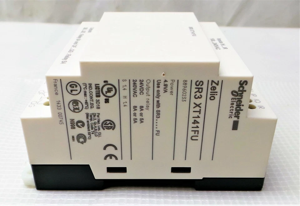 Schneider PLC Expansion Module SR3XT141FU - Image 3 of 4