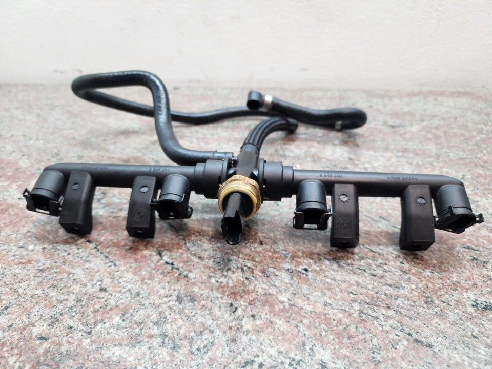 Conjunto de riel de combustible BMW S1000RR 2009-2014 con sensor y mangueras OEM 13537694579 Foto 3 de 4