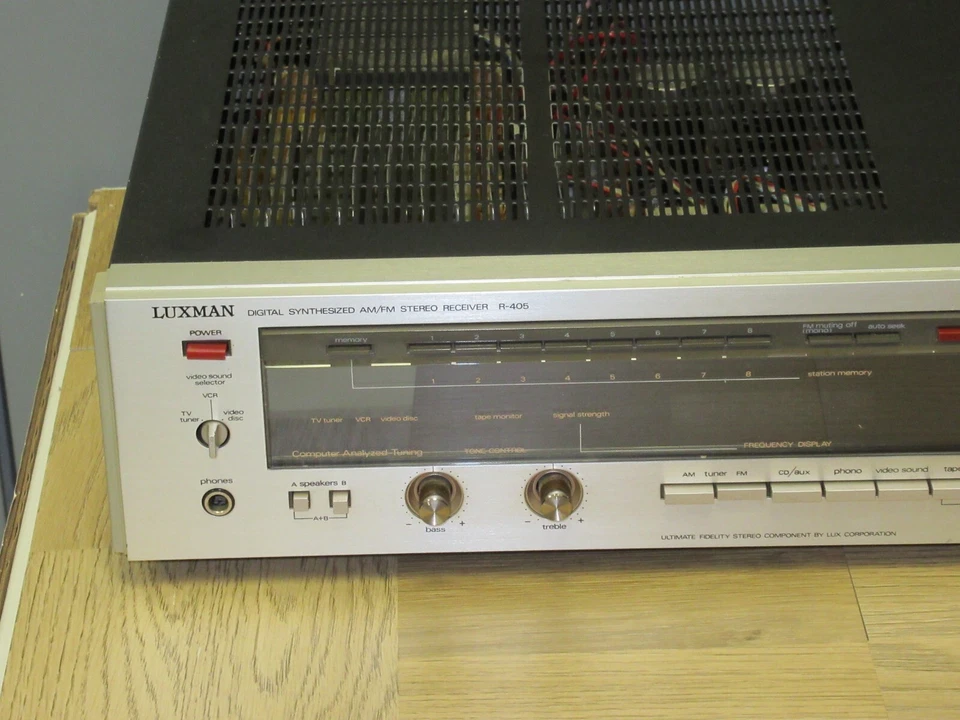 LUXMAN R-405 Vintage Stereo Receiver Amplifier Tuner Receiver AS IS - Image 3 of 4
