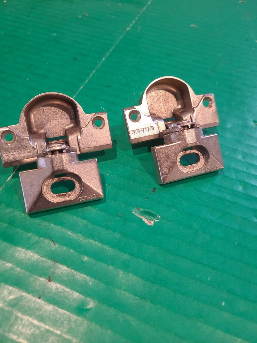 Grass Hinges 830 33 Matttroy