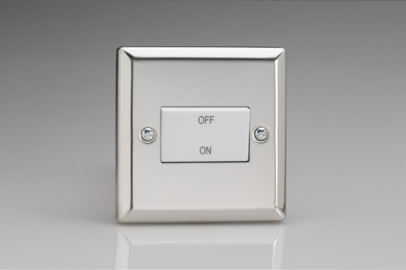 Varilight XCFIW Classic Mirror Chrome 1 Gang 10A Fan Isolating Switch (3 Pole)
