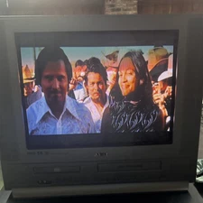 Akai CFTD 2085 20 Inch CRT TV W/DVD & VCR Great Gaming Flat Screen w/remote