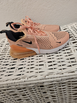 nike 270 womens coral stardust