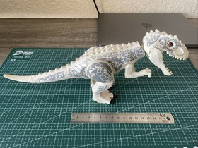 LEGO Jurassic World  Indominus Rex IndoRex01 2015 75919
