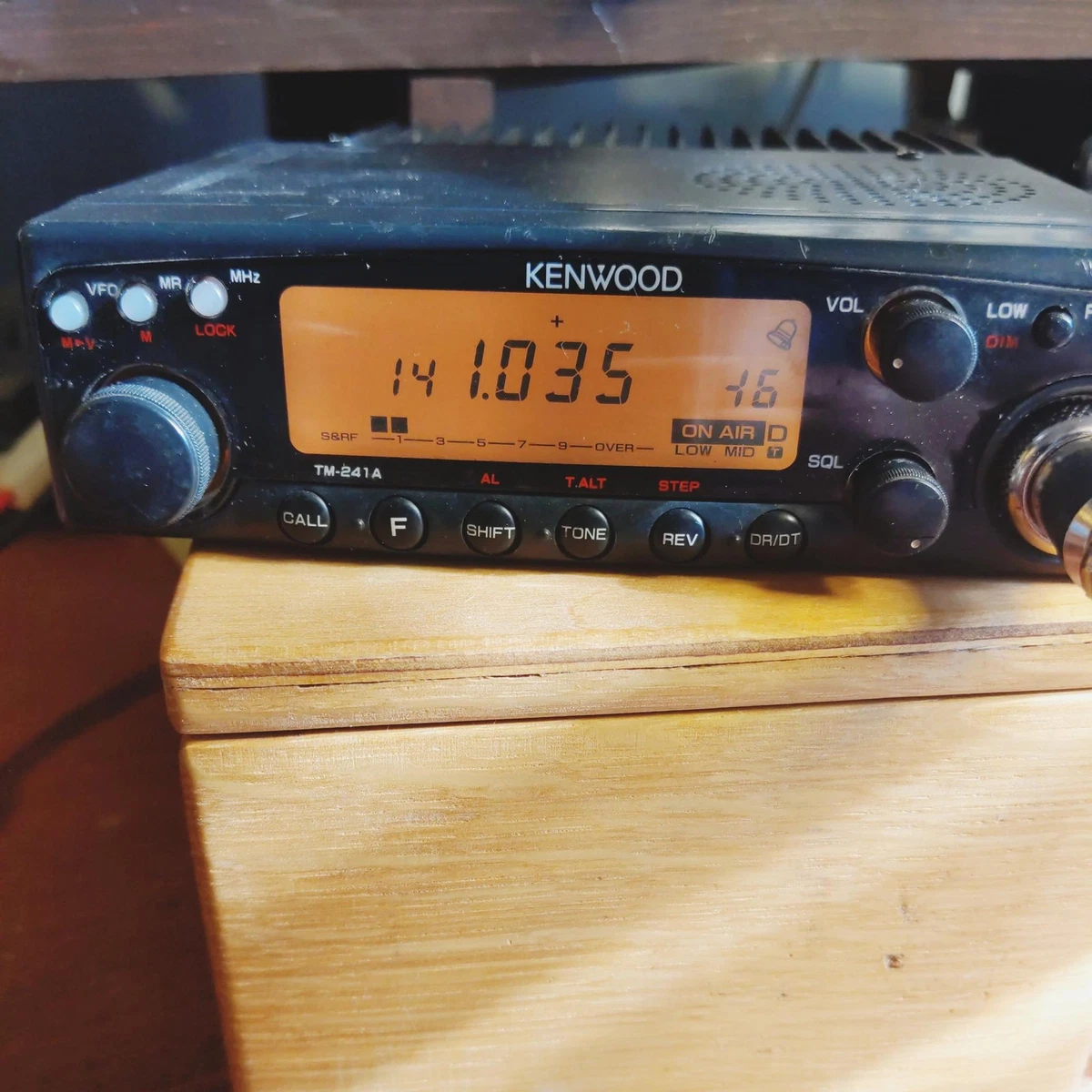 アマチュア無線機 KENWOOD TM-241S アマチュア無線機 KENWOOD TM-241S アマチュア無線機 KENWOOD TM-241S