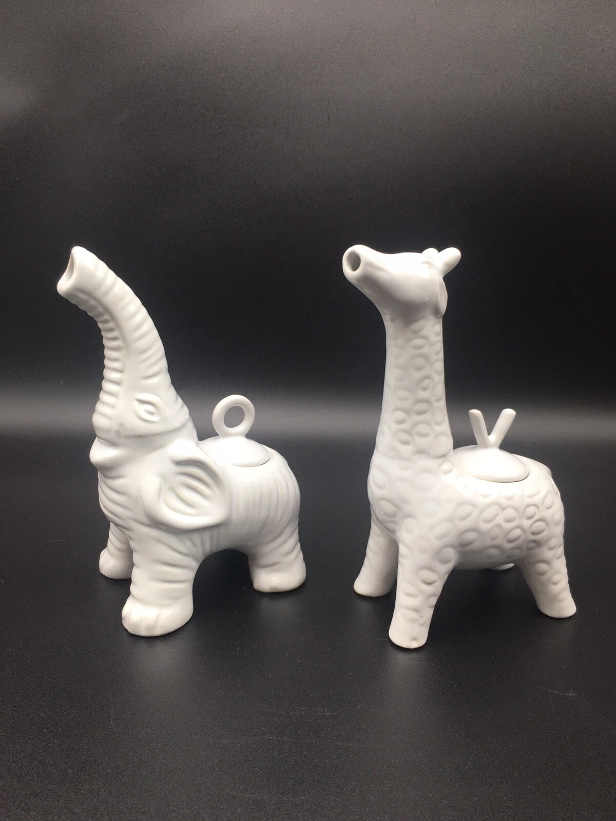 Pottery Barn Giraffe & Elephant Oil And Vinegar Cruet Dispenser Set Ceramic