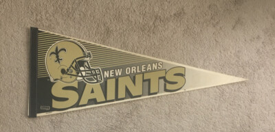 Vintage 1990's New Orleans Saints Felt Full Size Pennant Flag Decor Man Cave