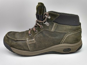 chaco men's hiking boots