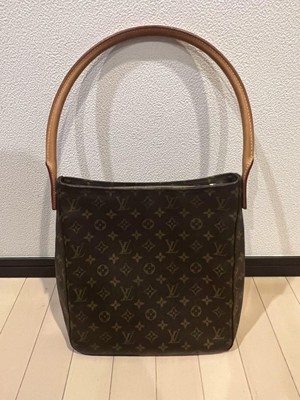 New with tags Louis Vuitton Monogram Looping GM