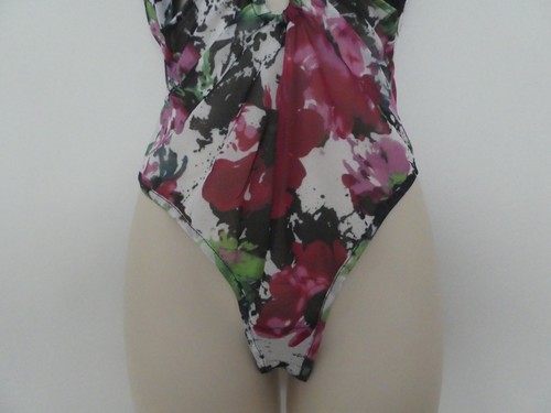 NaaNaa Ladies Pink Floral Cut Out Mesh Thong Bodysuit Top - Size 8 BNWT - Picture 4 of 14