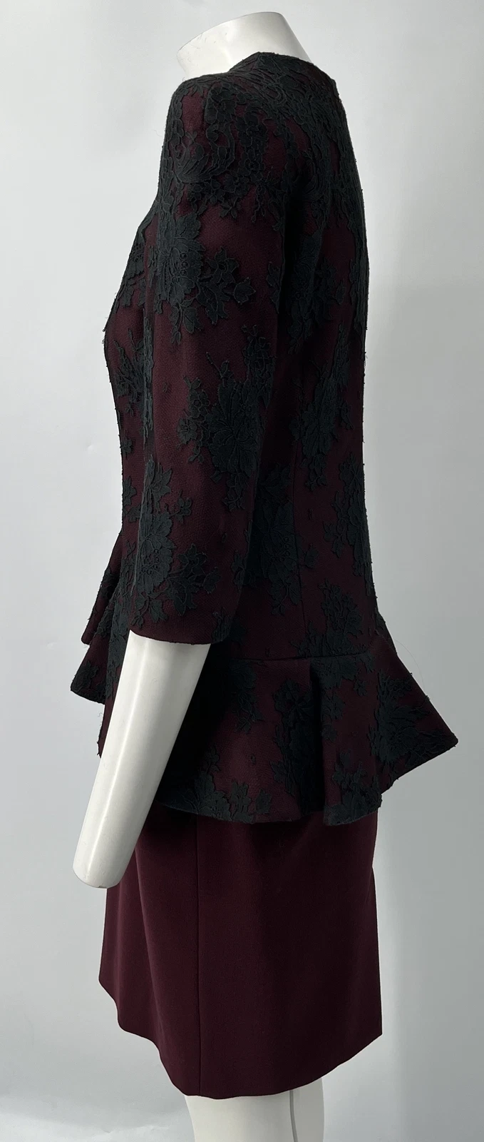 Abito a linea Alexander McQueen 2012 nero viola pizzo vita in peplum taglia 44
