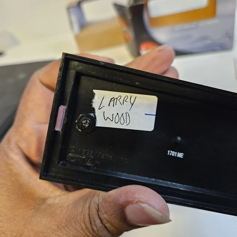 Cadillac Fleetwood 1963 caja negra 100 % Hot Wheels coche fúnebre blanco Larry Wood automático Foto 3 de 4