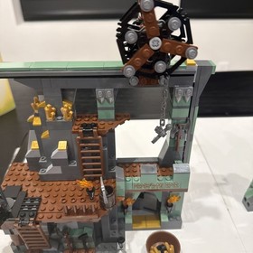 LEGO the Hobbit: The Lonely Mountain (79018)