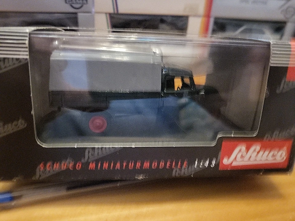 Schuco 02120 1:43 Die Cast Army Green Tempo Planenwagen - Image 3 of 4