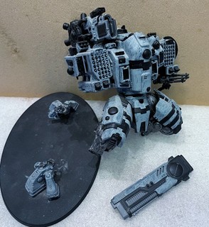 Warhammer 40k Tau Empire KV128 Stormsurge Battlesuit